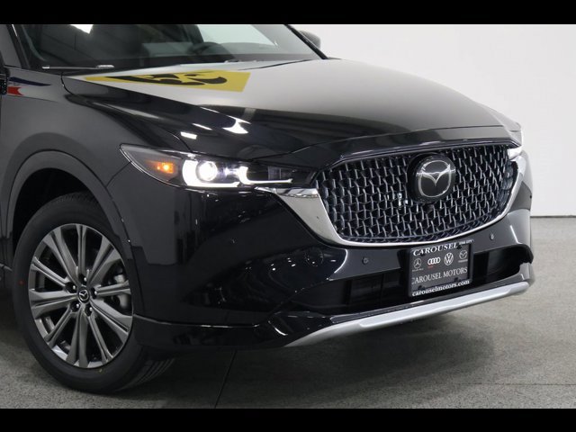 2025 Mazda CX-5 2.5 Turbo Signature photo 3