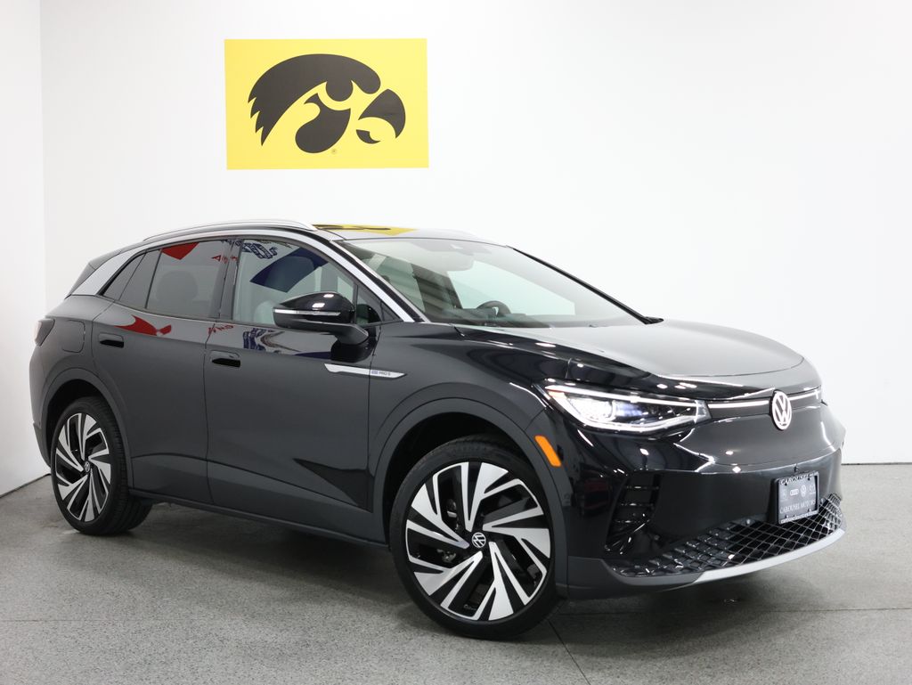 Used 2025 Volkswagen ID.4 PRO S PLUS with VIN 1V2JSPE85SC005653 for sale in Iowa City, IA