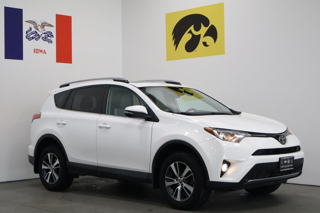 2018 Toyota RAV4 XLE's photo