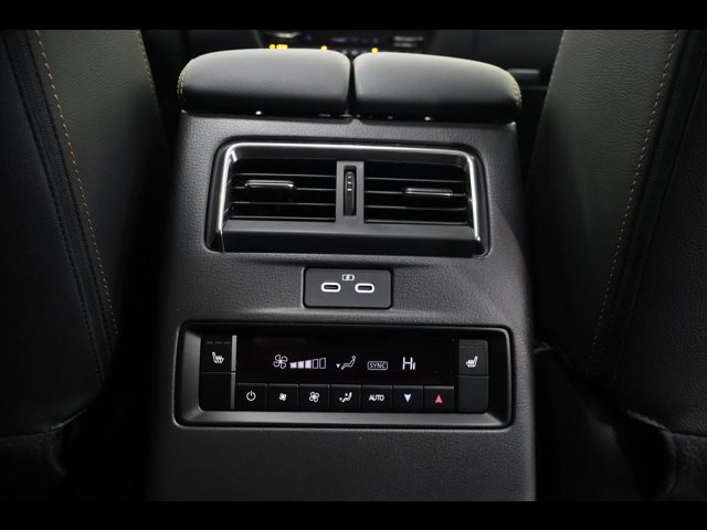 2026 Mazda CX-70 Preferred Package - Photo 25
