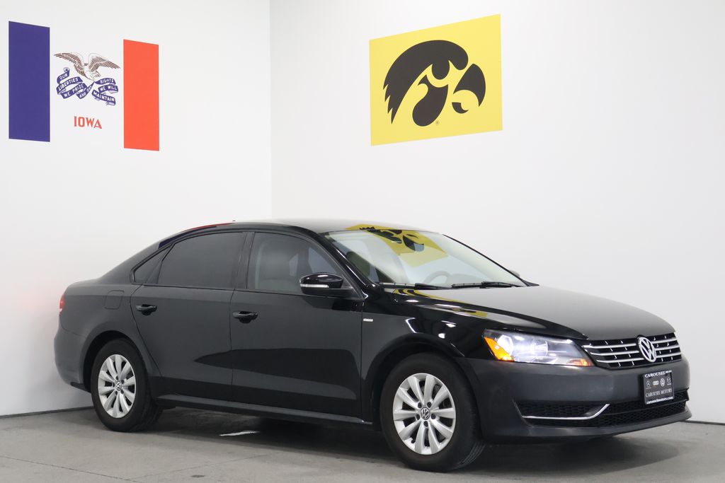 2013 Volkswagen Passat S