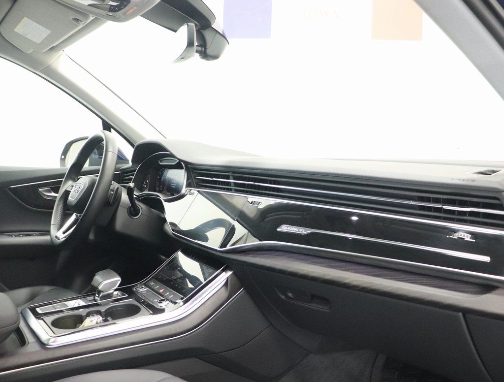2022 Audi Q7 Premium Plus - Photo 23