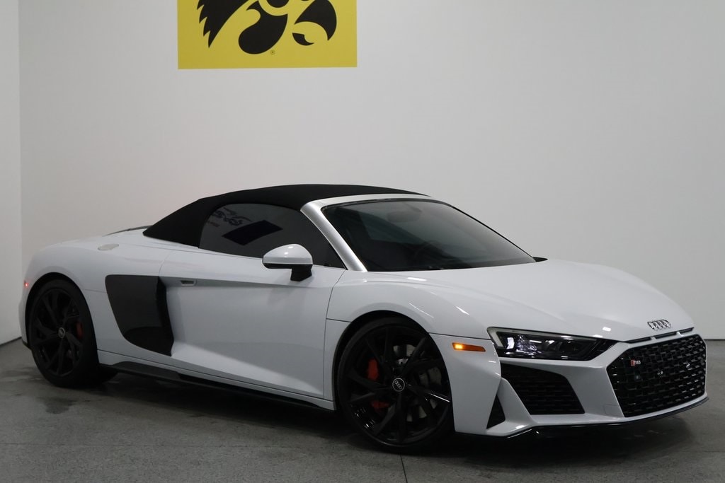 Used 2021 Audi R8 Base with VIN WUABACFX1M7900658 for sale in Iowa City, IA