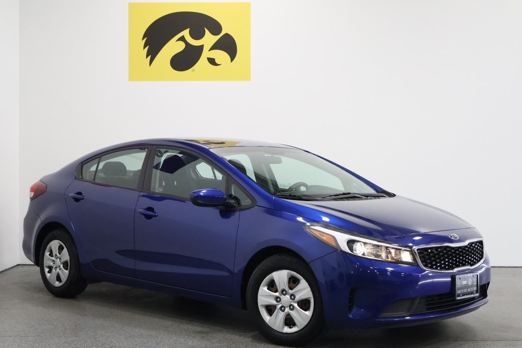 Used 2018 Kia FORTE LX with VIN 3KPFK4A76JE269121 for sale in Iowa City, IA