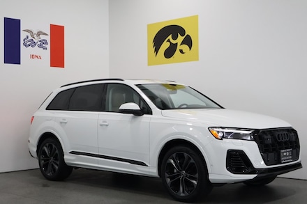 2025 Audi Q7 55 Premium Plus SUV