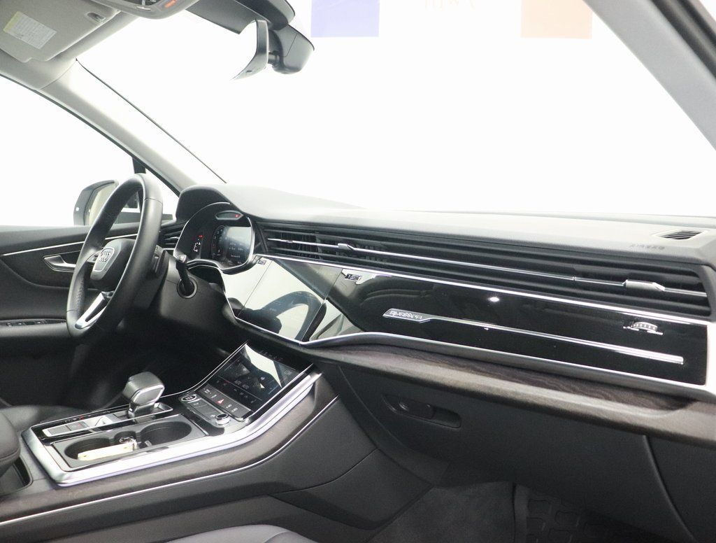 2022 Audi Q7 Premium Plus - Photo 23
