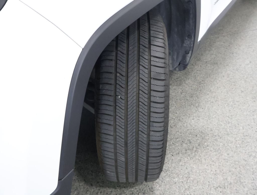 Used 2015 Jeep Cherokee Latitude SUV
