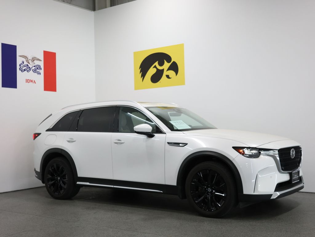 2024 Mazda CX-90 PHEV Premium Package's photo