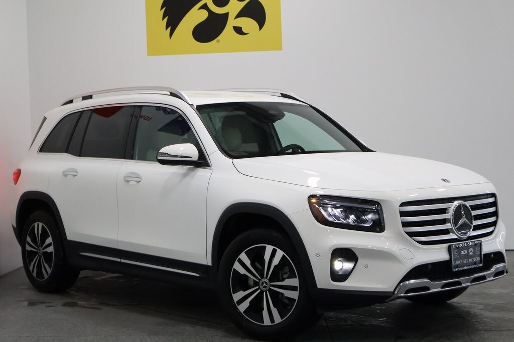 2025 Mercedes Benz GLB 250 4MATIC photo 2