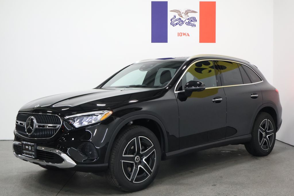 2026 Mercedes-Benz GLC Base - Photo 8
