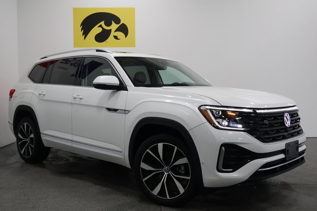 Used 2024 Volkswagen Atlas 2.0T SEL Premium R-Line SUV