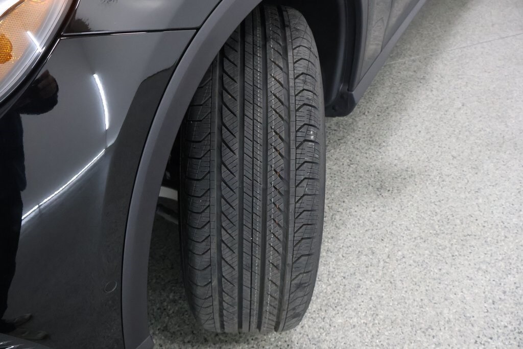 2026 Mercedes Benz GLC 300 4MATIC photo 4