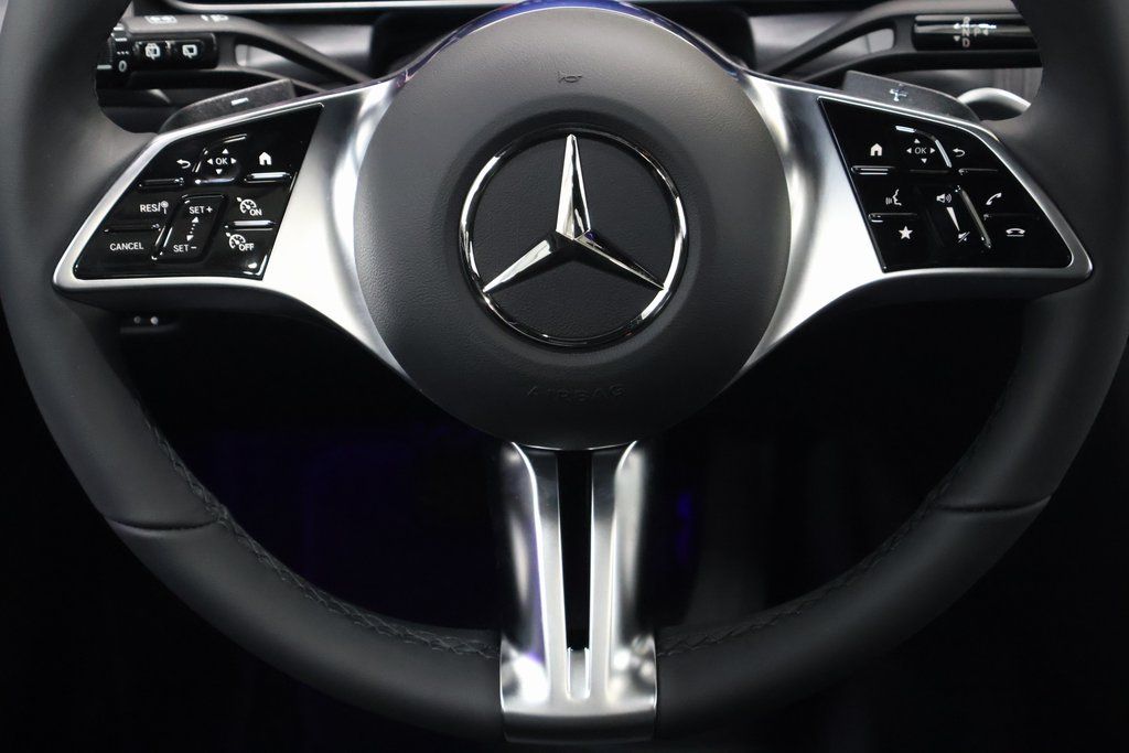 2026 Mercedes-Benz GLC Base - Photo 17