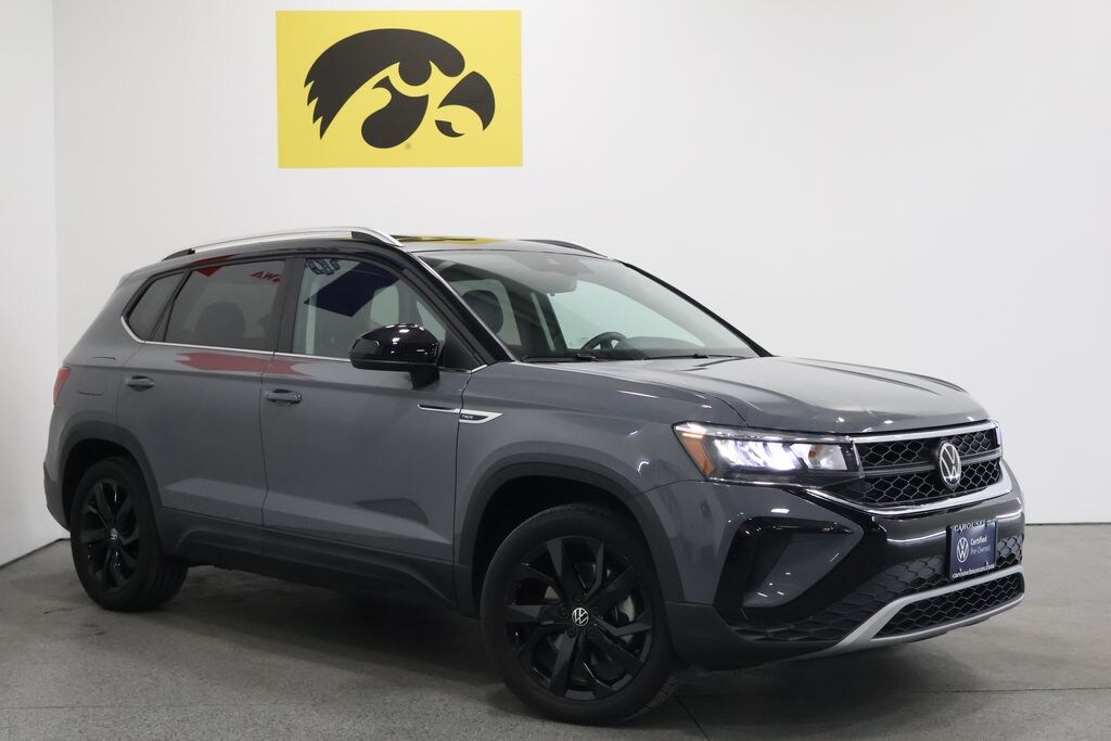 Used 2023 Volkswagen Taos 1.5T SE SUV