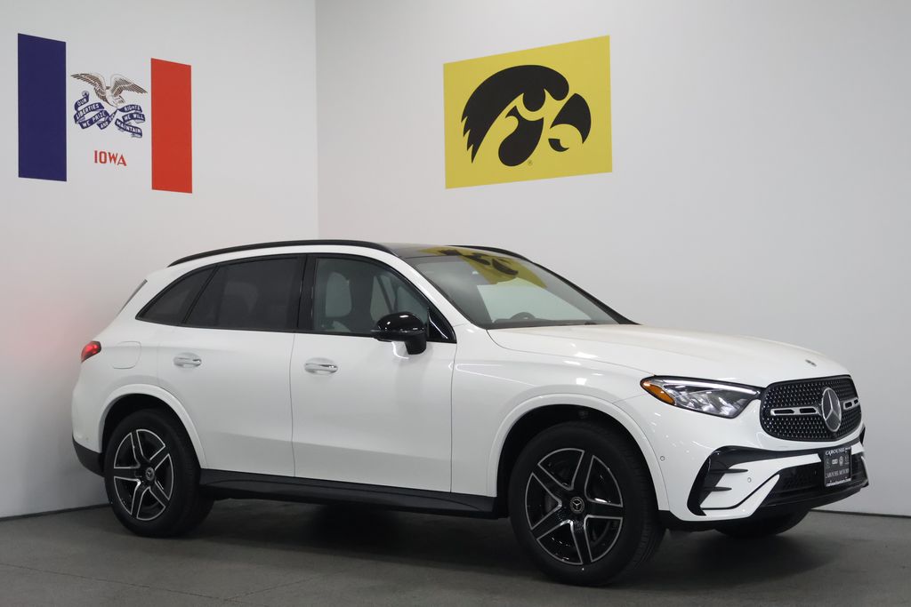 2026 Mercedes-Benz GLC GLC 300 4MATIC's photo