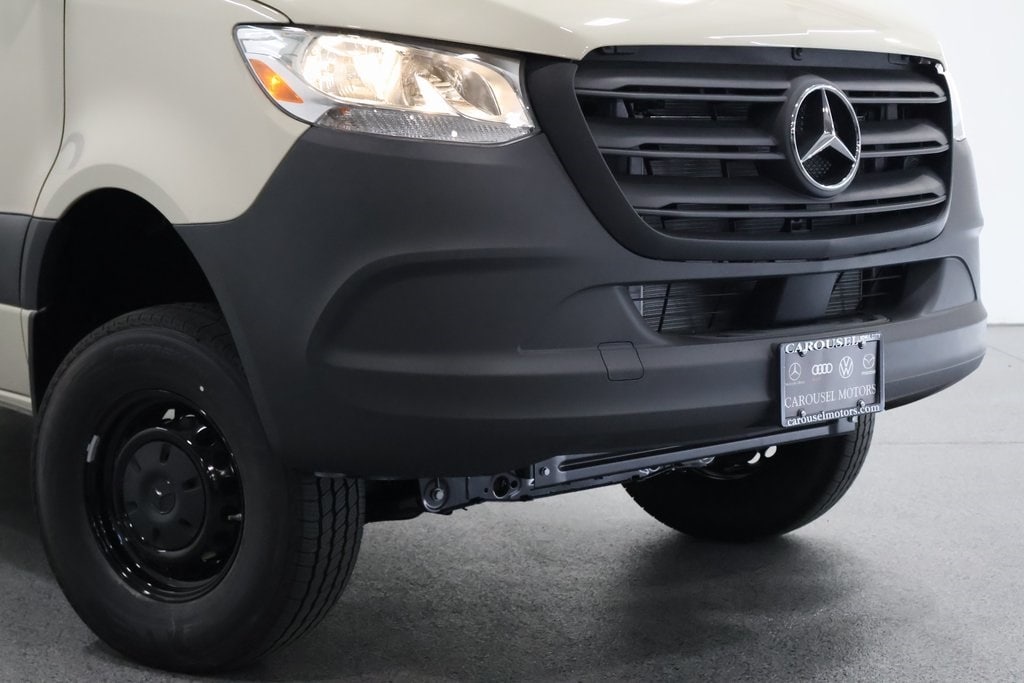 New 2025 Mercedes-Benz Sprinter 2500 High Roof 4-Cyl Diesel HO Van Extended Cargo Van
