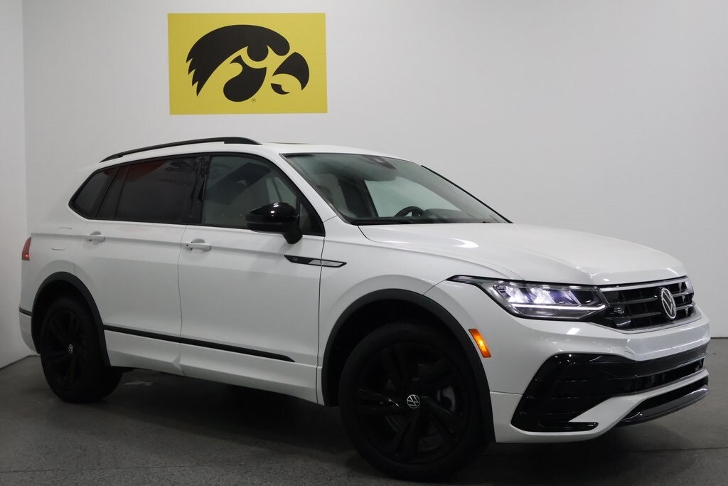 Used 2024 Volkswagen Tiguan 2.0T SE R-Line Black SUV