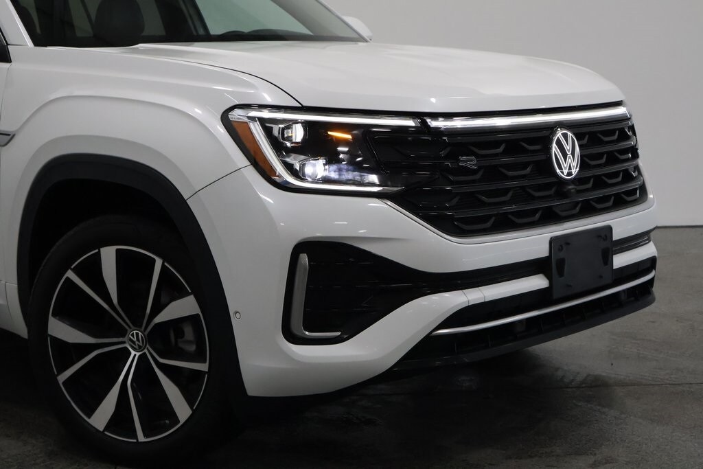 Used 2024 Volkswagen Atlas 2.0T SEL Premium R-Line SUV