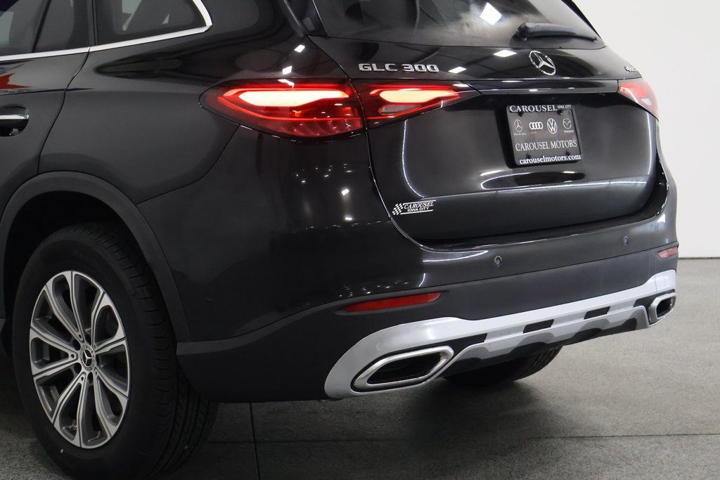 2026 Mercedes-Benz GLC Base - Photo 10