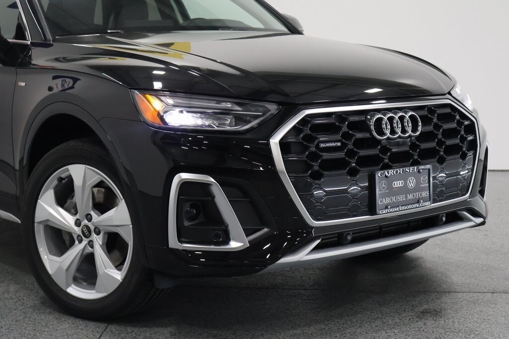 2025 Audi Q5 45 S line Premium Plus photo 3