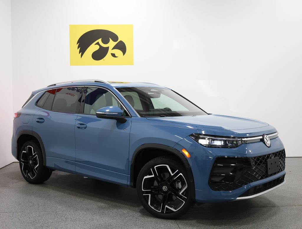 Used 2025 Volkswagen Tiguan 2.0T SEL R-Line SUV
