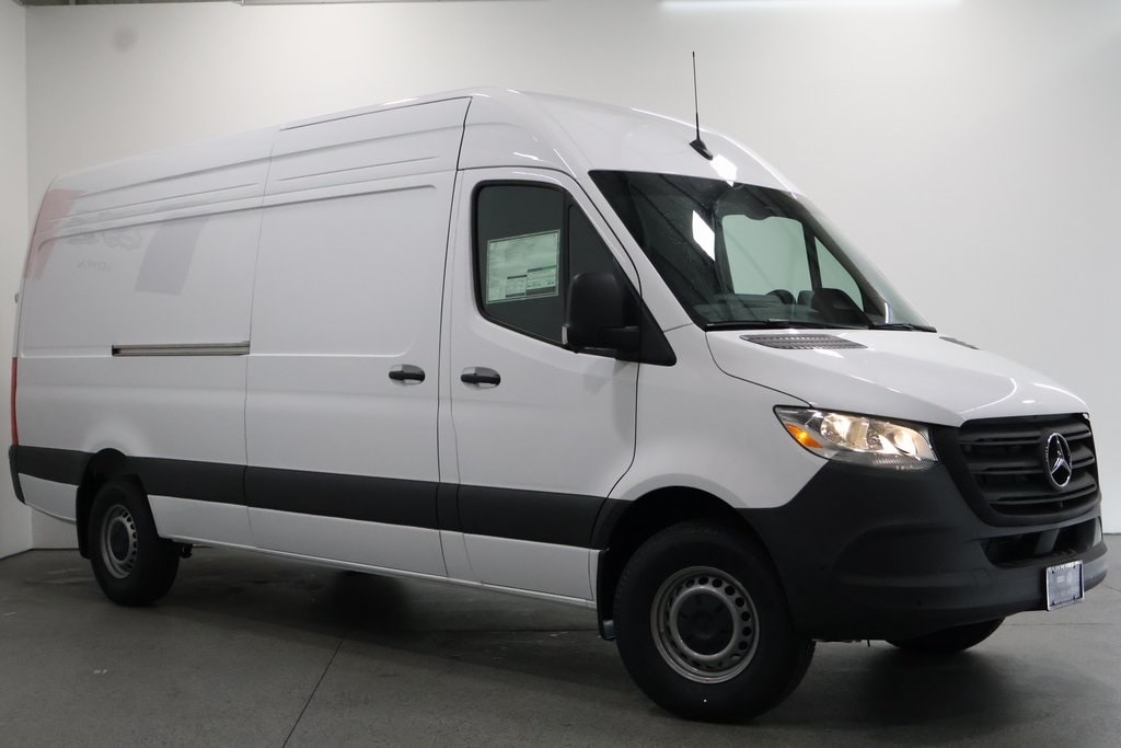 New 2025 Mercedes-Benz Sprinter 2500 High Roof 4-Cyl Diesel HO Van Cargo Van