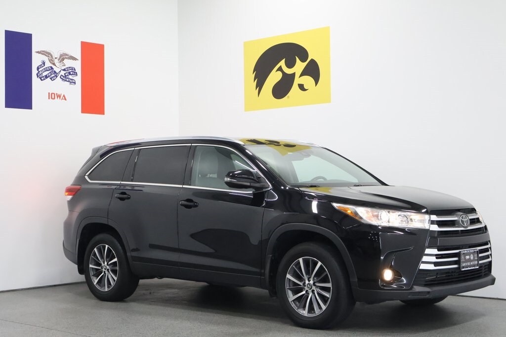 Used 2019 Toyota Highlander XLE SUV