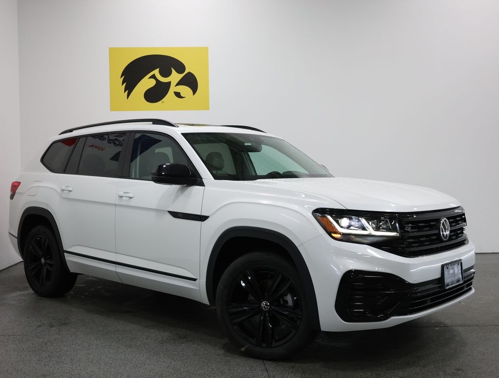 Used 2023 Volkswagen Atlas 3.6L V6 SEL R-Line SUV