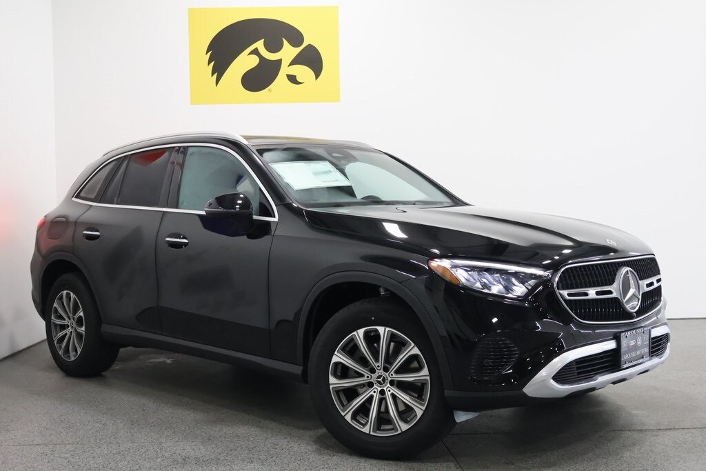 2026 Mercedes Benz GLC 300 4MATIC photo 2