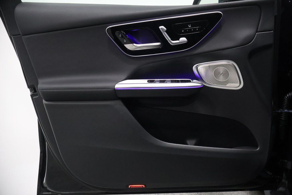 2026 Mercedes-Benz GLC Base - Photo 12