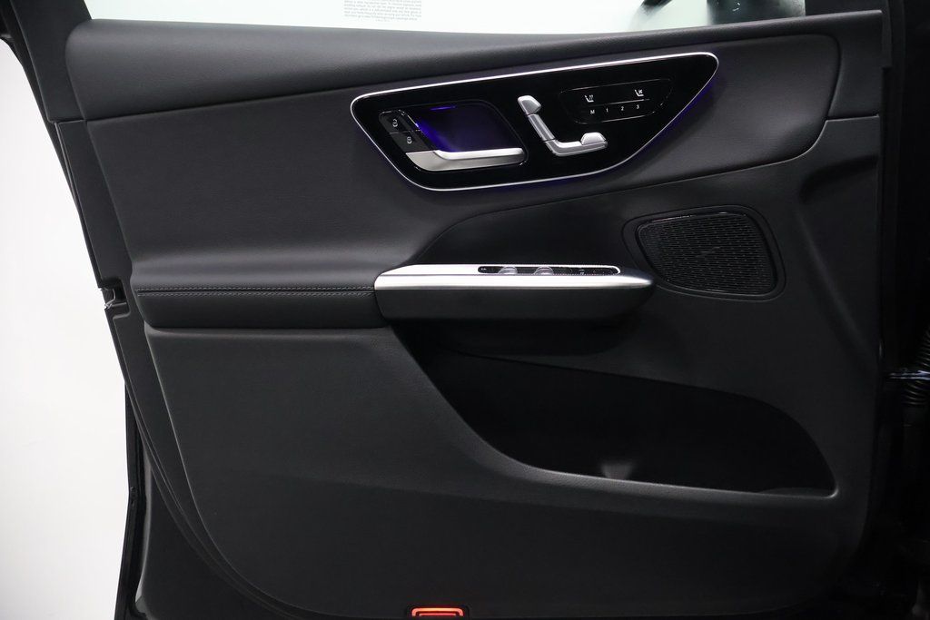 2026 Mercedes-Benz GLC Base - Photo 12