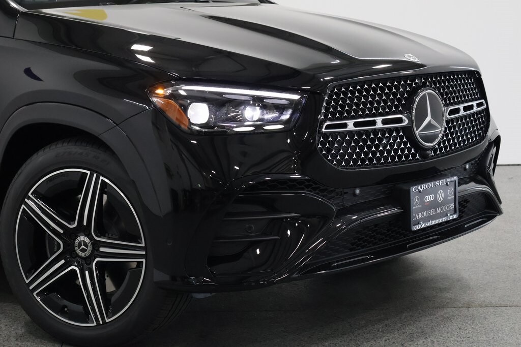 2025 Mercedes Benz GLE 580 4MATIC photo 3
