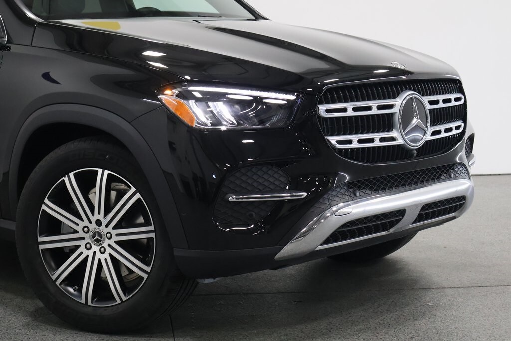 2026 Mercedes Benz GLE 350 4MATIC photo 3