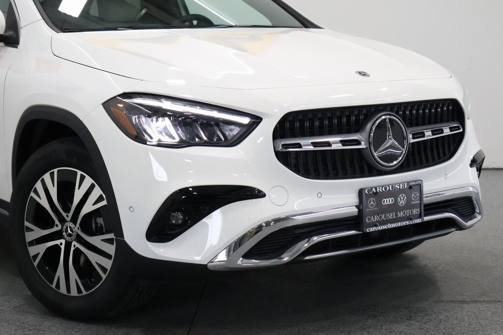 2025 Mercedes Benz GLA 250 4MATIC photo 2