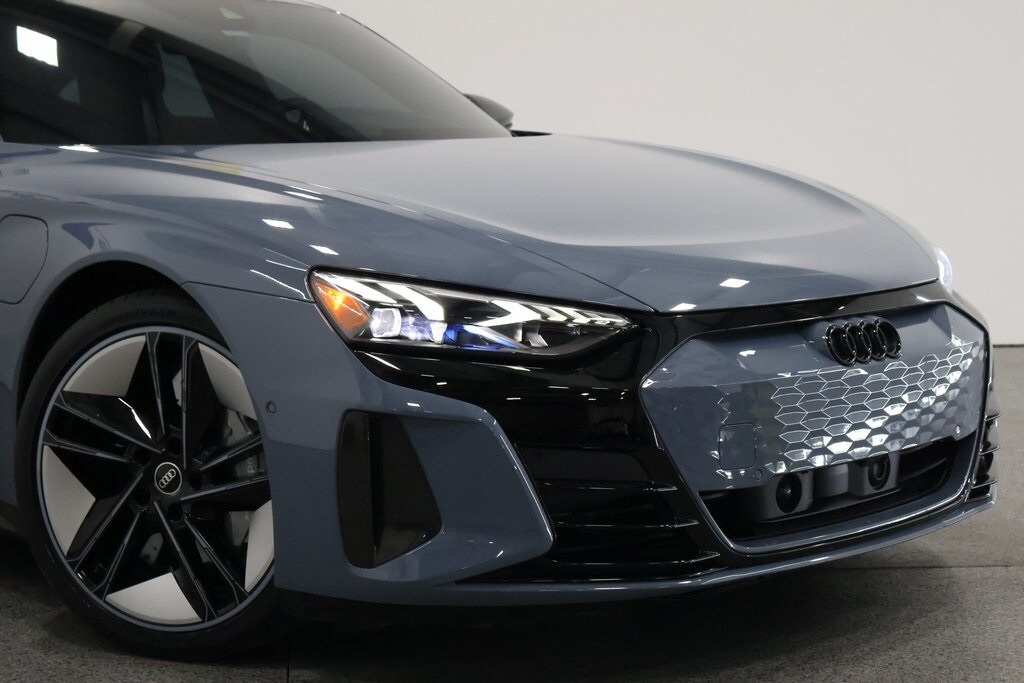 2024 Audi RS e-tron GT Base photo 3