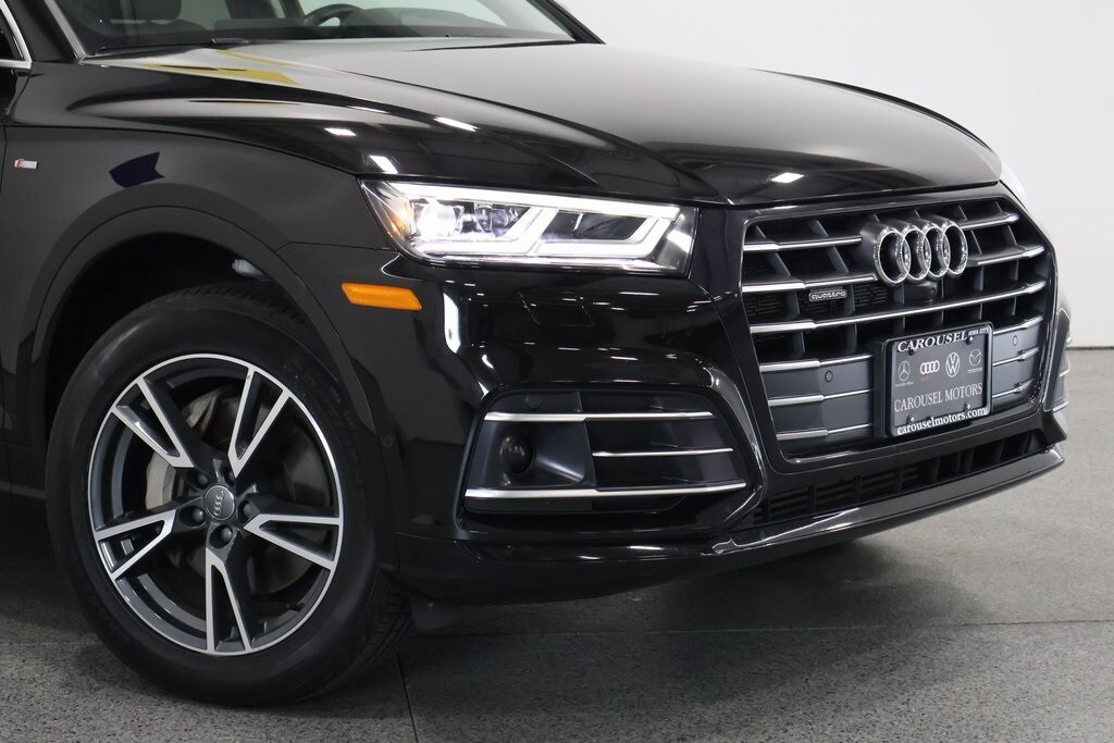 2020 Audi Q5 55 Prestige photo 2