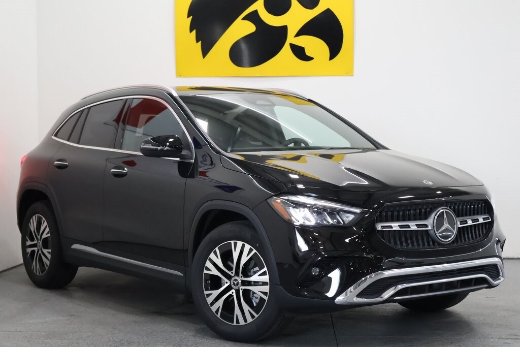 2025 Mercedes Benz GLA 250 4MATIC photo 2