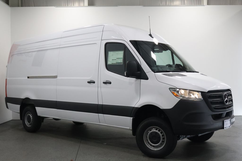 2026 Mercedes-Benz Sprinter 2500 170 WB HO High Roof AWD's photo