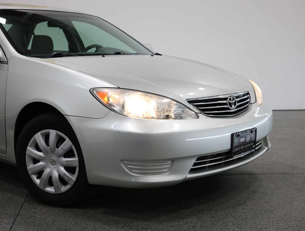 Used 2005 Toyota Camry LE Sedan