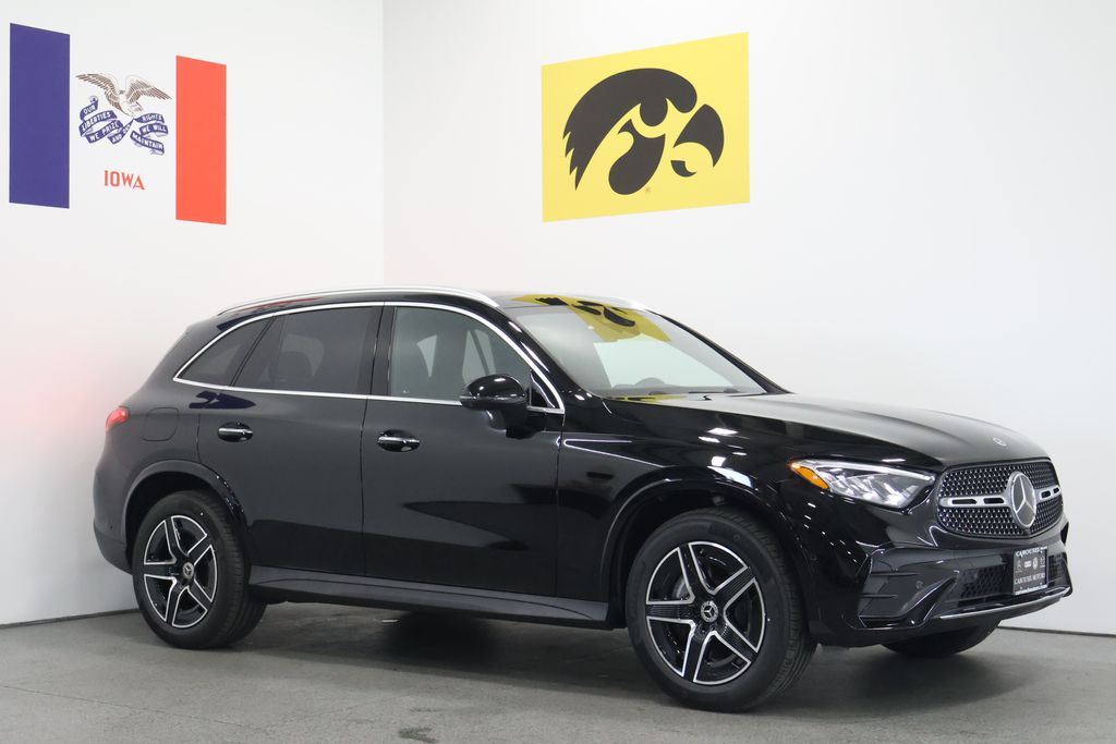 2026 Mercedes-Benz GLC GLC 300 4MATIC's photo
