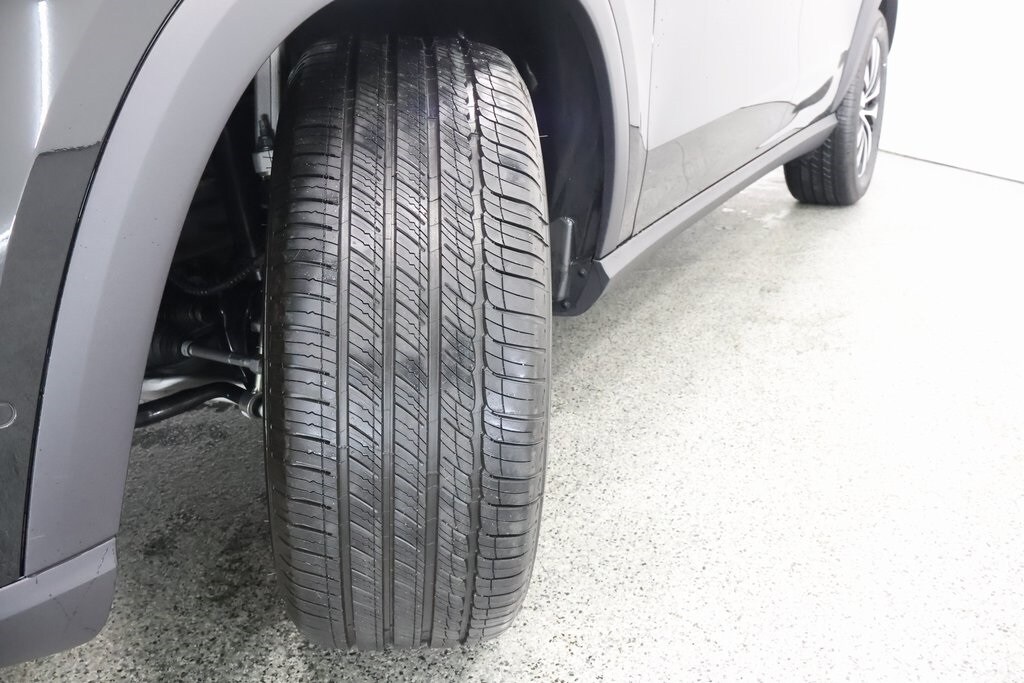 2025 Mercedes Benz GLE 350 4MATIC photo 4