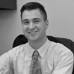 Staff member Vaseal Carter from ID_6c9fc91ecbc0