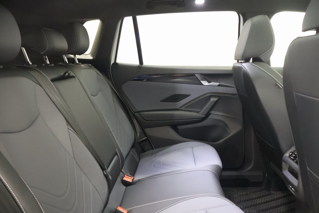 2026 Volkswagen Tiguan SE R-LINE BLACK - Photo 24