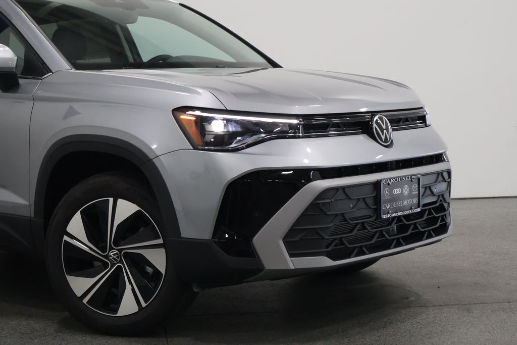 New 2026 Volkswagen Taos 1.5T SE SUV
