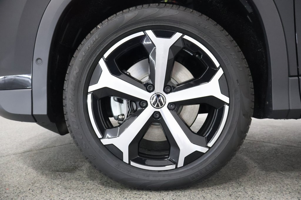 2026 Volkswagen Tiguan SE - Photo 5
