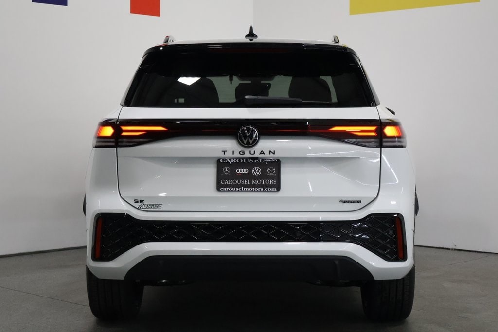 2026 Volkswagen Tiguan SE R-LINE BLACK - Photo 11