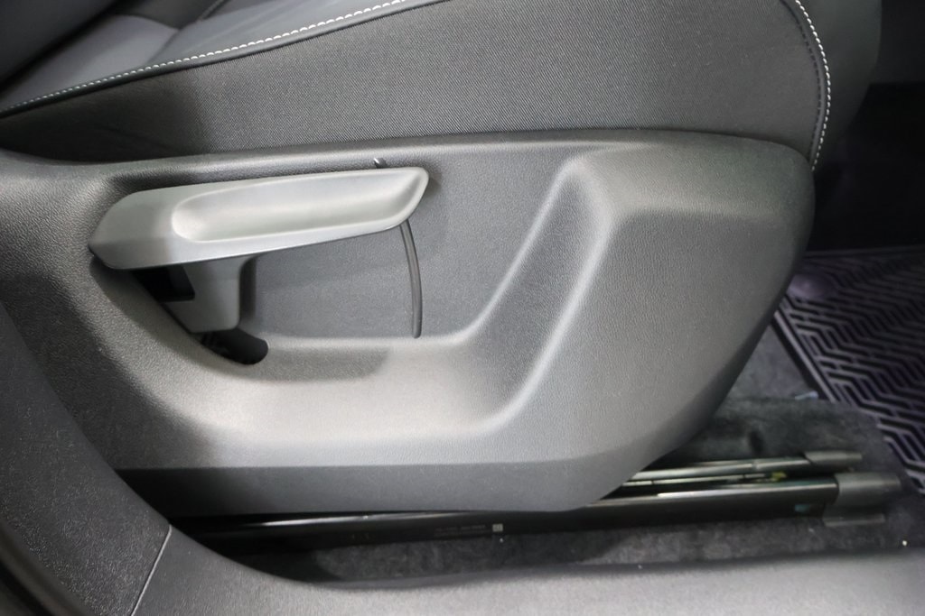 2026 Volkswagen Tiguan SE - Photo 22