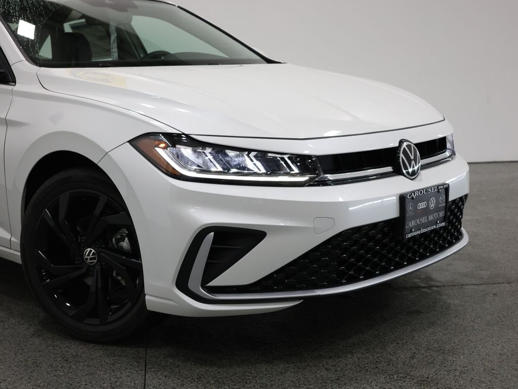 New 2026 Volkswagen Jetta 1.5T SE Sedan