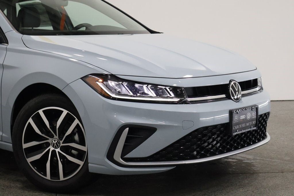 New 2026 Volkswagen Jetta 1.5T SE Sedan