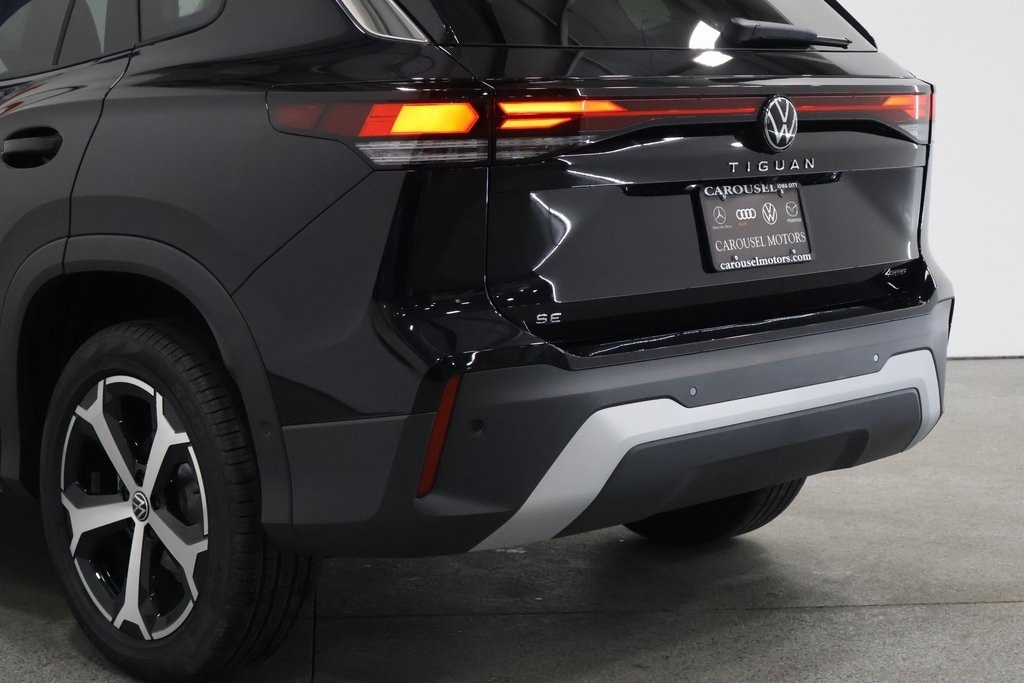 2026 Volkswagen Tiguan SE - Photo 10